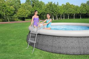 Scaletta per piscine 84cm