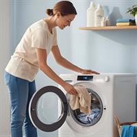 Lavatrice Candy 7Kg 1200 Giri Carico Frontale Smart CSS127TWB5/1-S